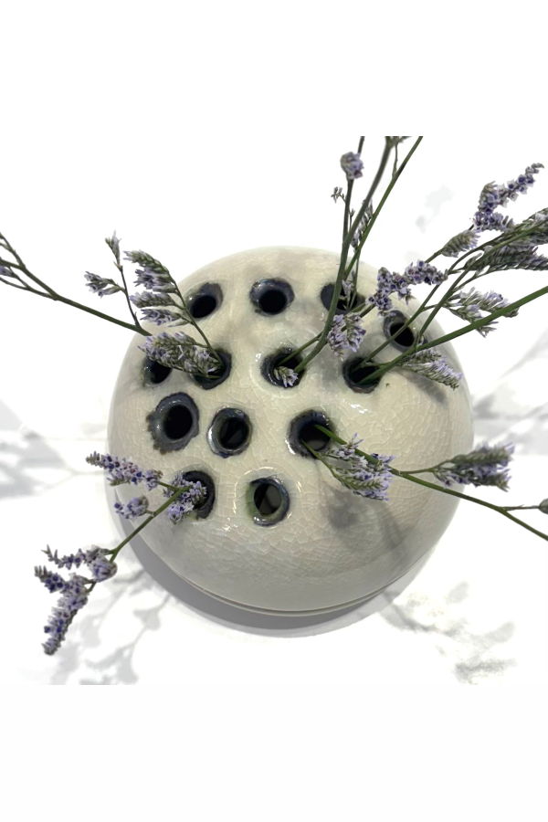 Allison Skinner Lidded Ikebana Vase