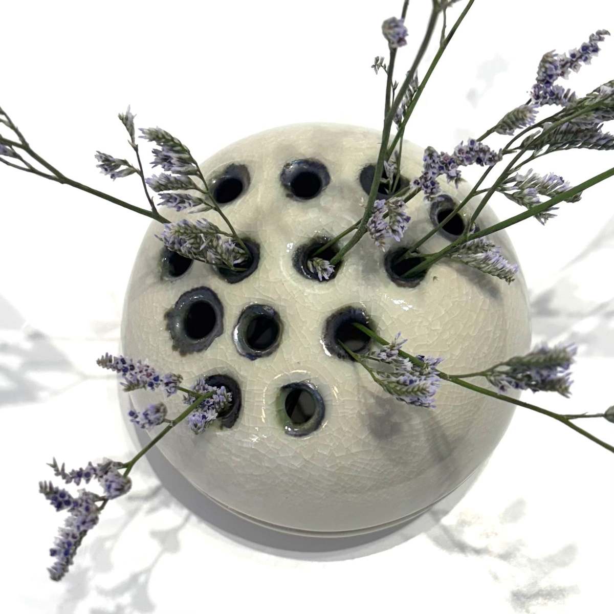 Allison Skinner Lidded Ikebana Vase - Image 2 of 4