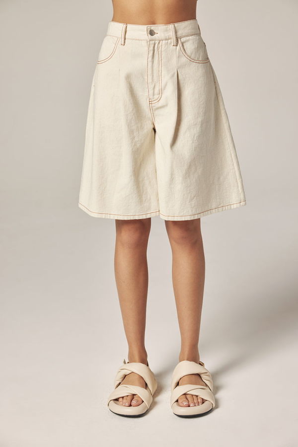 amente Wide Leg Bermuda Pants Shorts - Natural