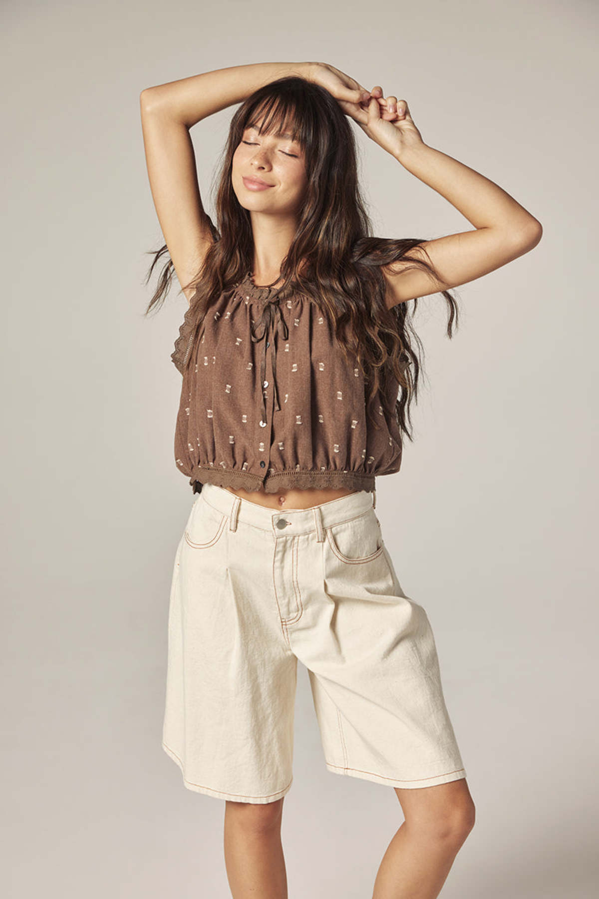 amente Wide Leg Bermuda Pants Shorts - Natural - Image 5 of 11