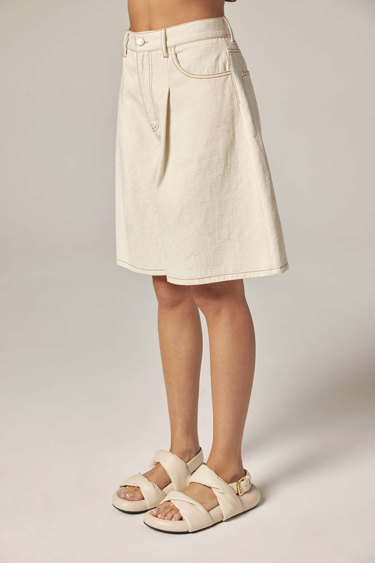 amente Wide Leg Bermuda Pants Shorts - Natural - Image 7 of 11