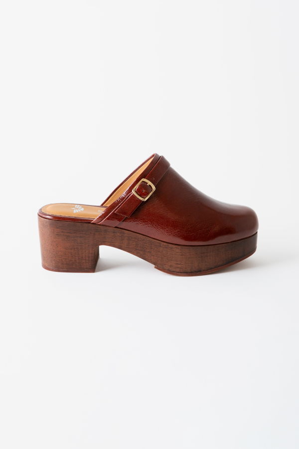 Fortress Abby Platform Clog - Chocolate Crinkle Patent