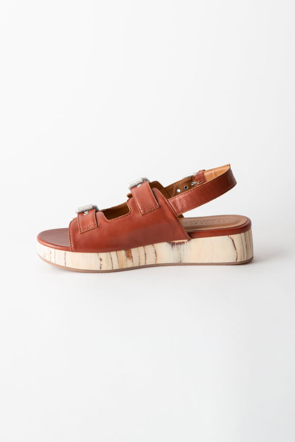 Fortress Leja Flatform Sandal - Cedar Nappa