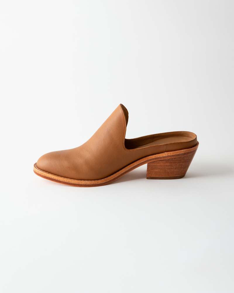 Fortress Michelle Heeled Mule - Caramel Crust