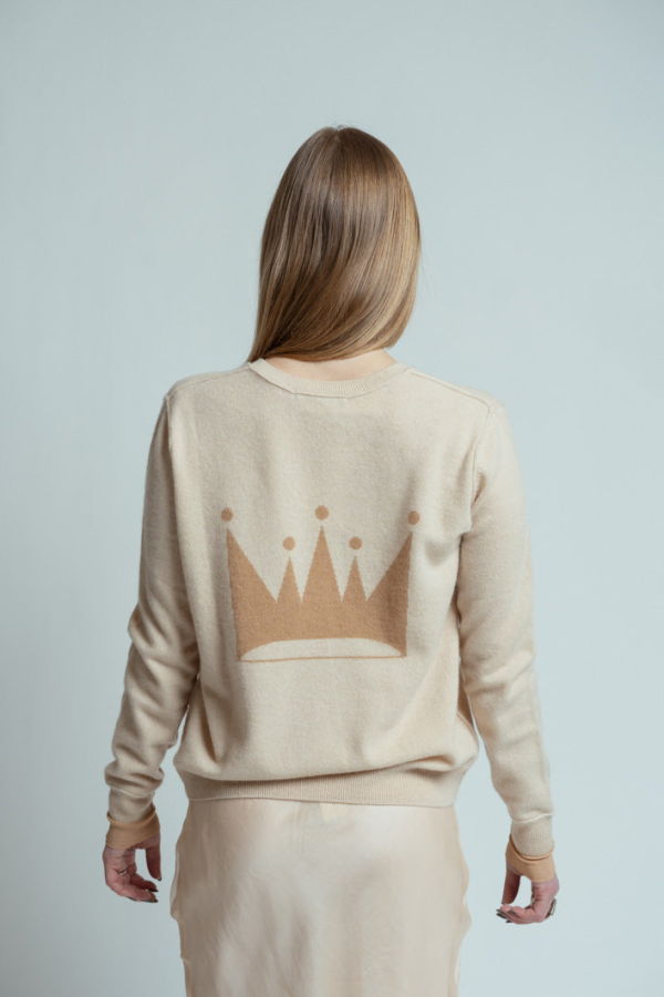 Brazeau Tricot Blonde V-Neck Sweater