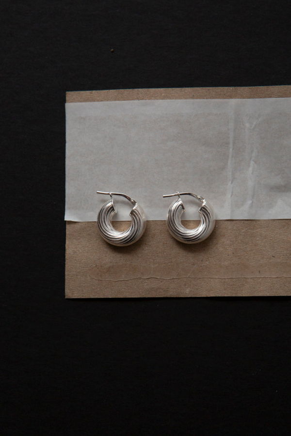 WOLF & GYPSY VINTAGE Mini Silver Twisted Hoops Earrings