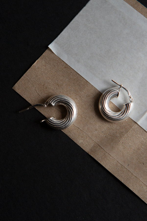 WOLF & GYPSY VINTAGE Mini Silver Twisted Hoops Earrings