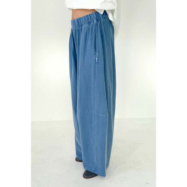 Le Bon Shoppe Bare Pants