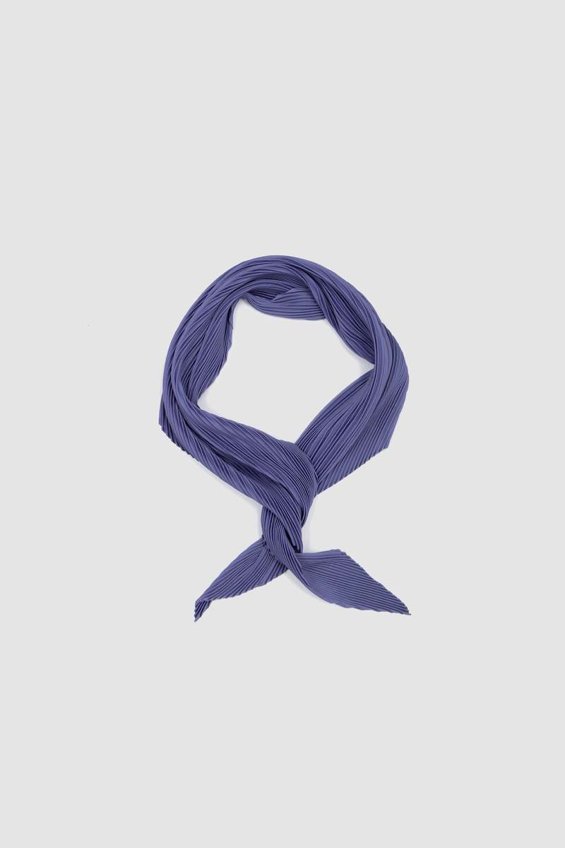 Issey Miyake Antipasto (S) Stole - Blue