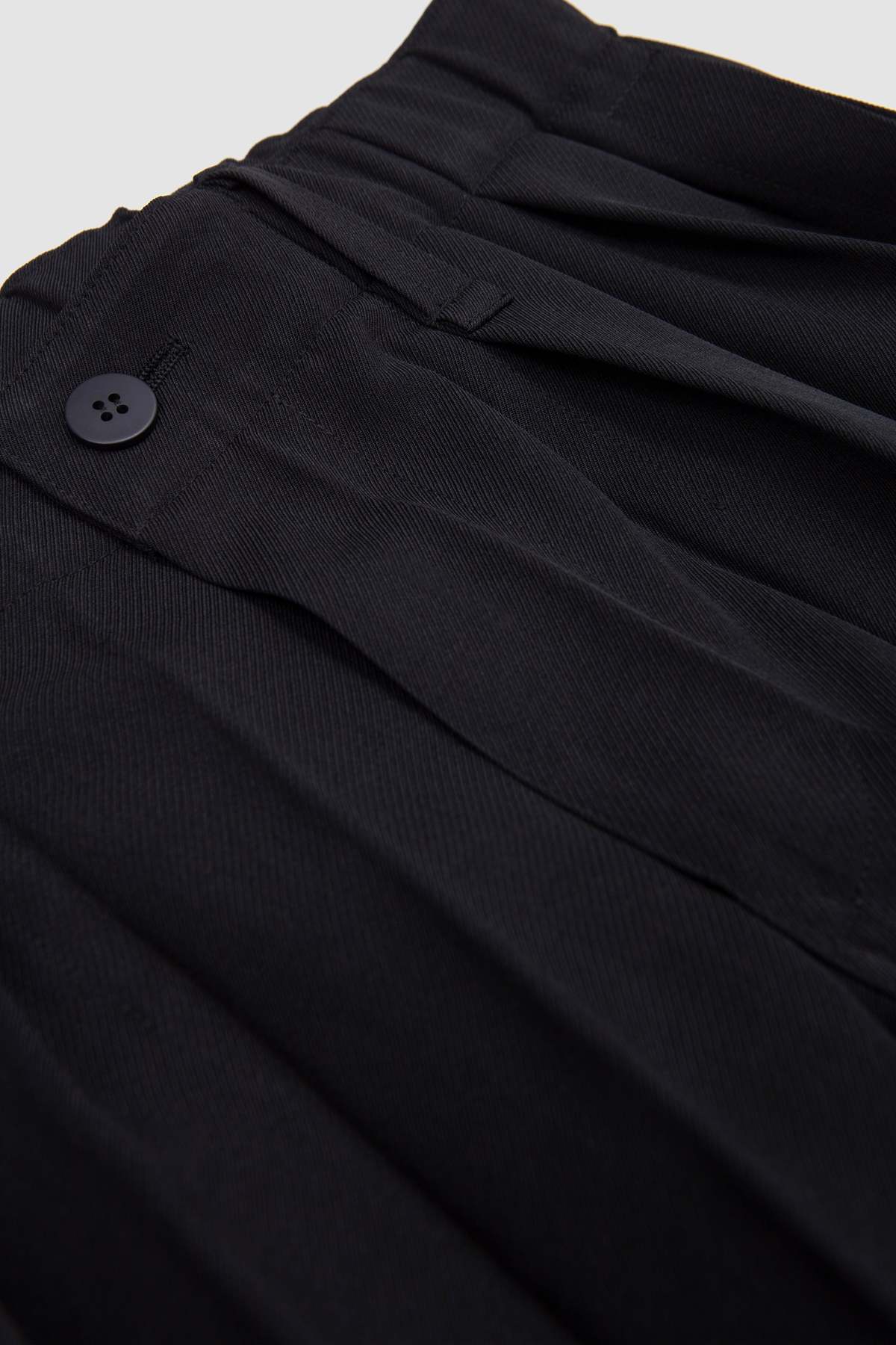 Issey Miyake Edge Ensemble Trousers - Black - Image 3 of 5