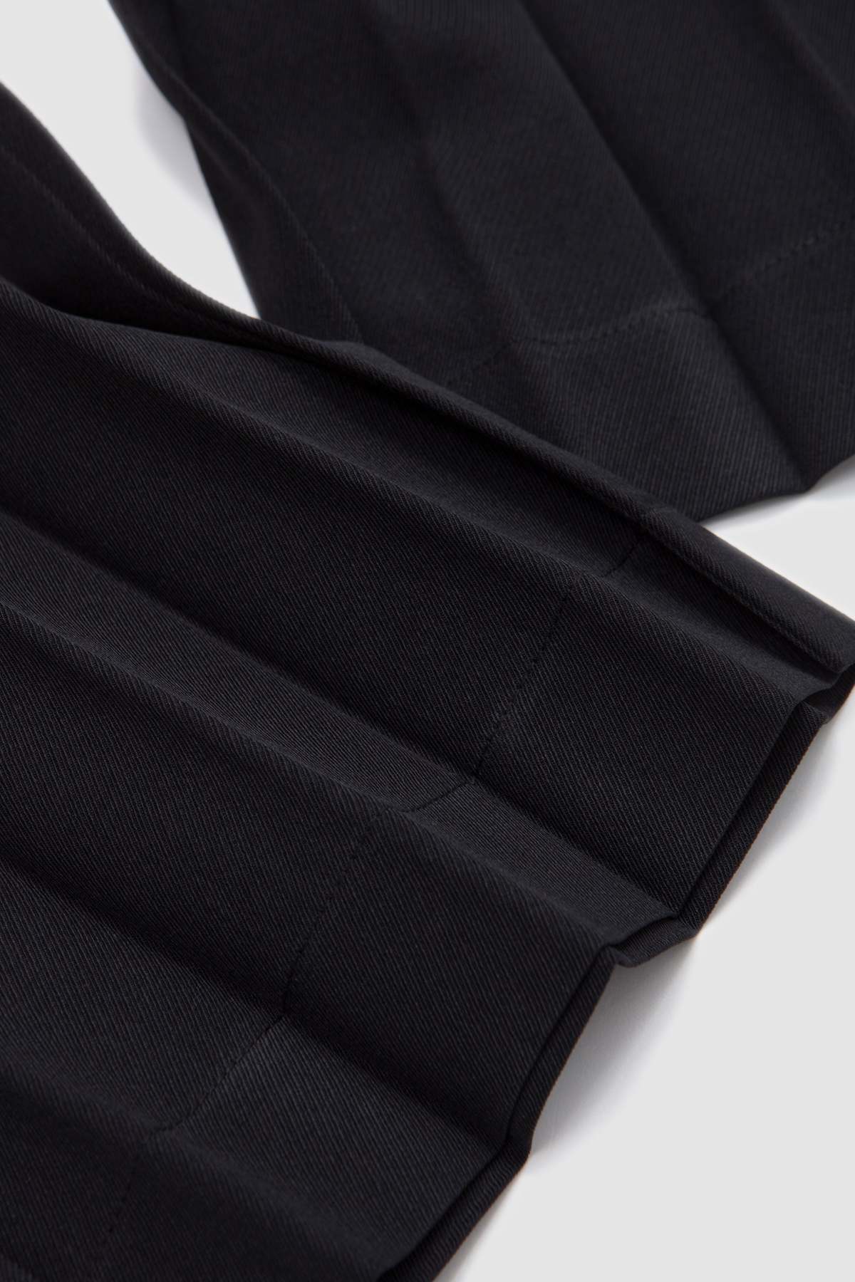 Issey Miyake Edge Ensemble Trousers - Black - Image 4 of 5