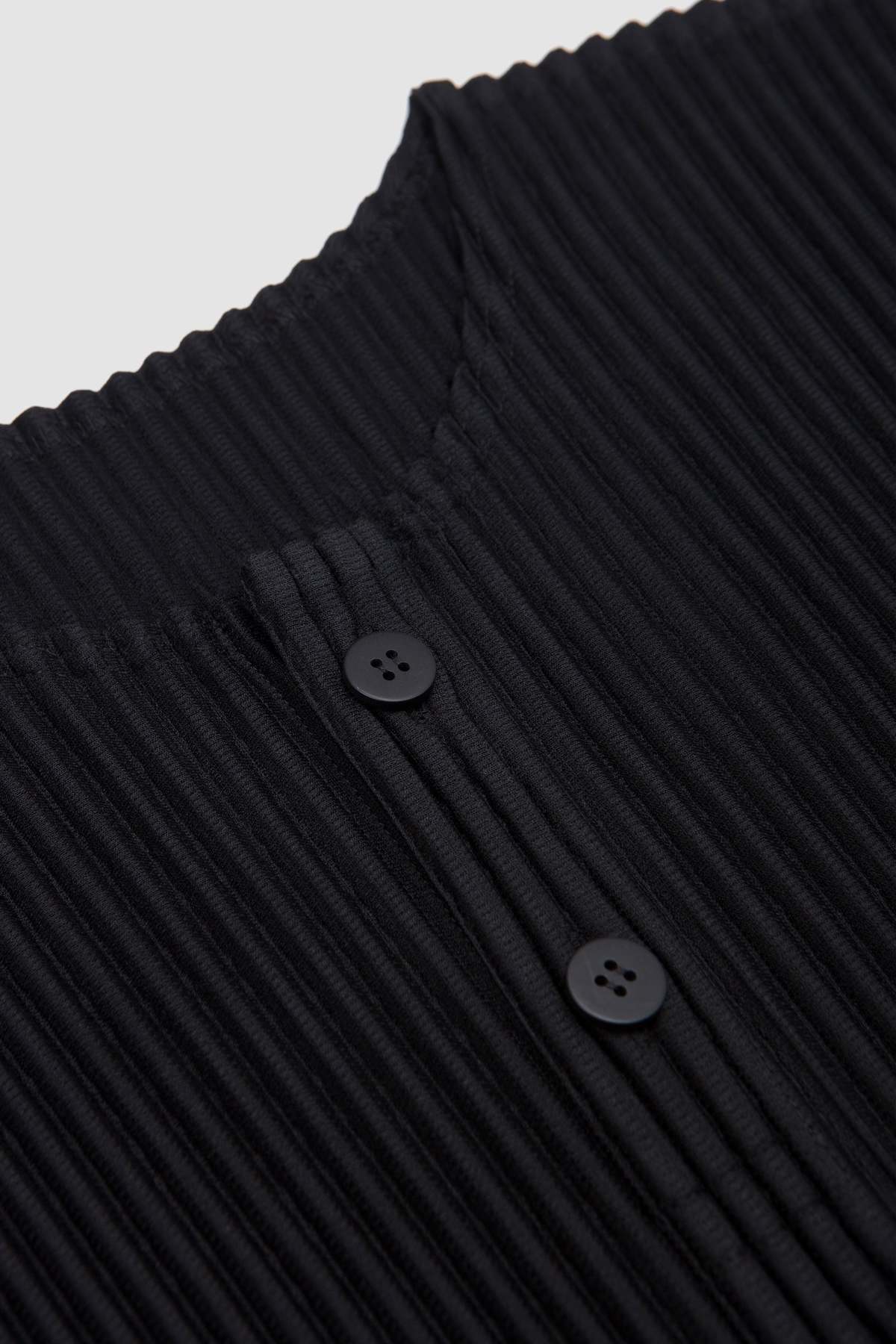 Issey Miyake Monthly Colors February Tee - Image 3 of 5