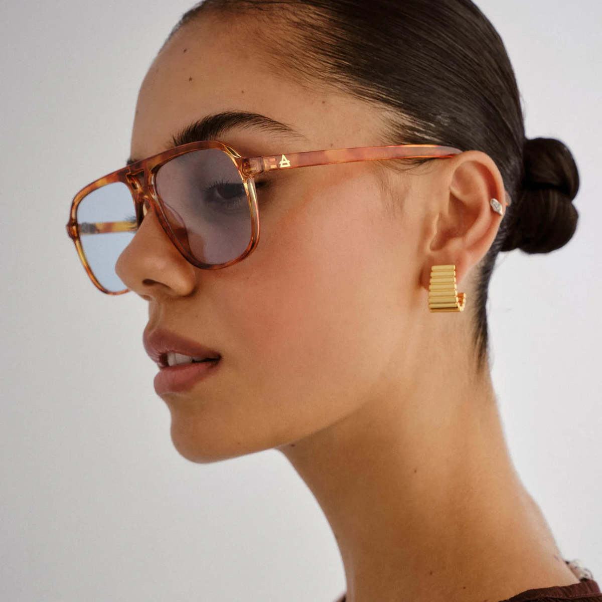 AIRE Monoceros Sunglasses - Vintage Tort Frame/Sky Blue Lens - Image 7 of 7