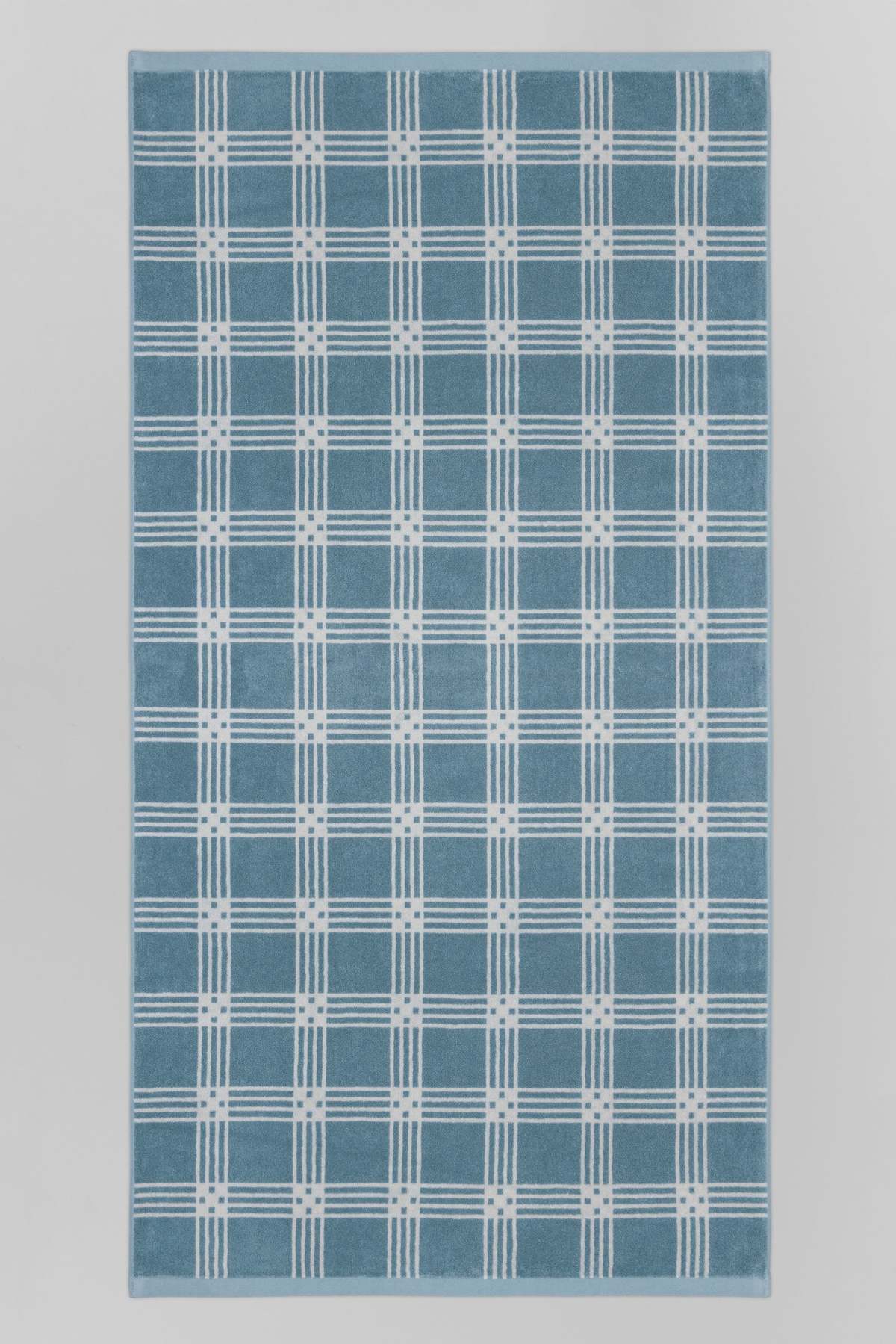 Baina Frisa Pool Towel - Image 5 of 6