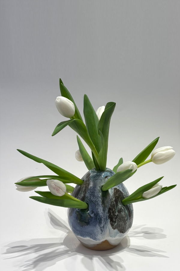Allison Skinner Tulipiere Vase