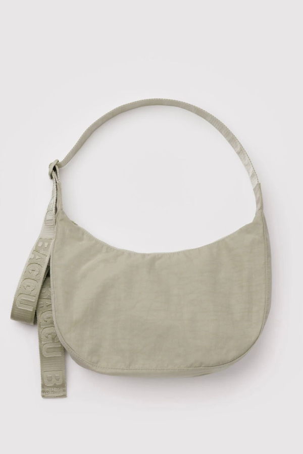 BAGGU Medium Nylon Crescent Bag