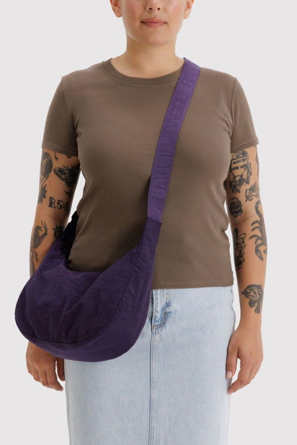 BAGGU Medium Nylon Crescent Bag