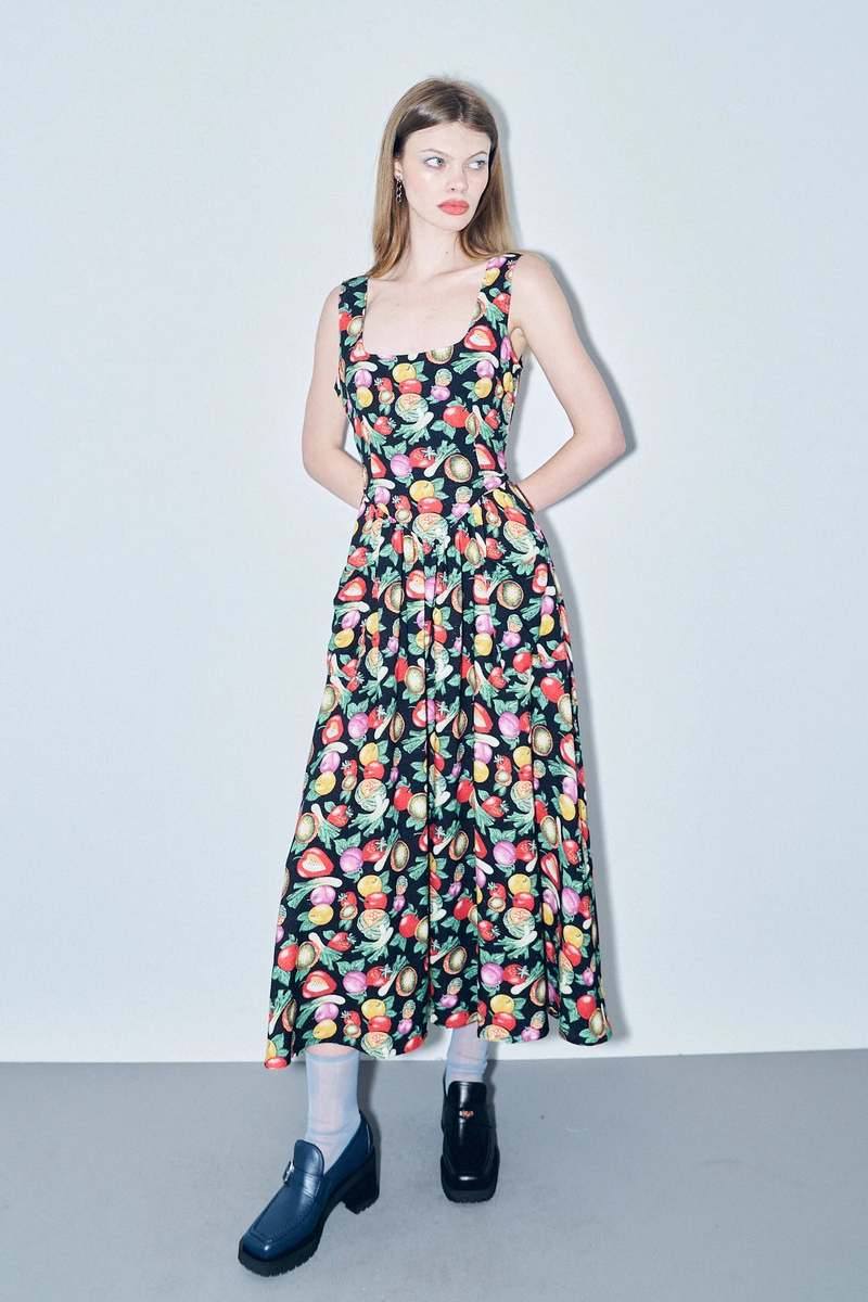 Fashion Brand Company Tradwife Soft Linen Dress - Vegetable Medley