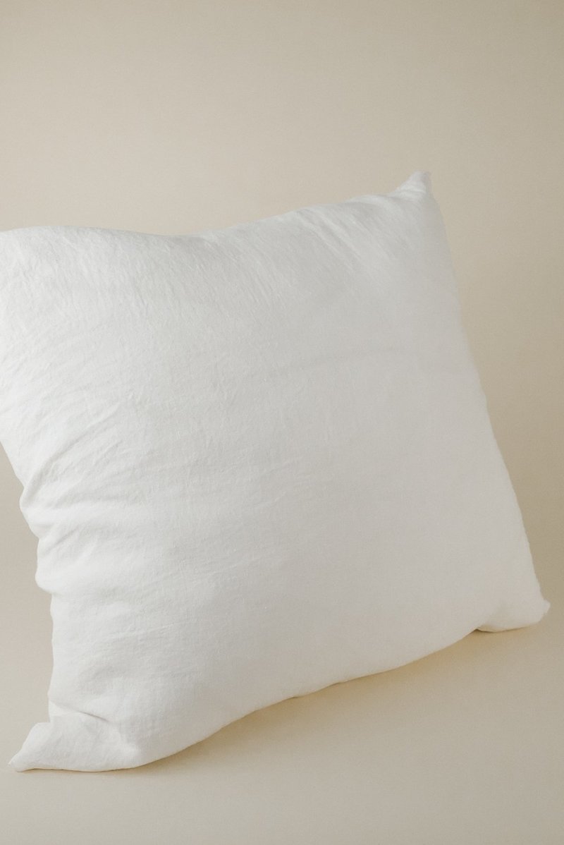 Hawkins NY 22 x 22" Linen Pillow - White Hawkins NY 22 x 22" Linen Pillow - White