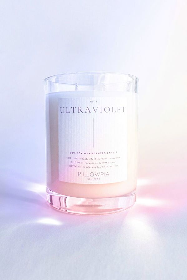 PILLOWPIA 11oz Candle - Ultraviolet