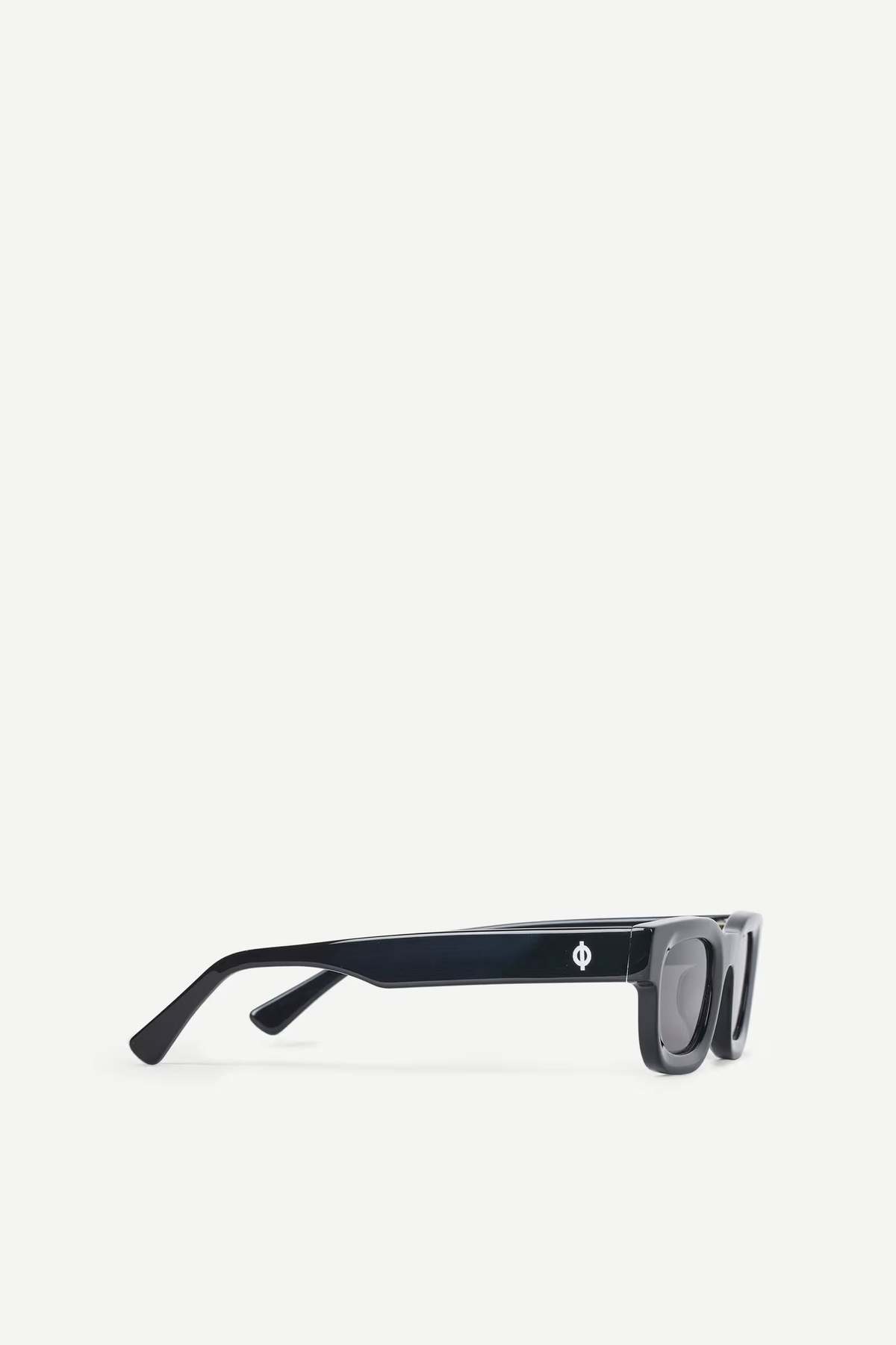 Samsøe Samsøe Sabirk Sunglasses - Black - Image 3 of 3