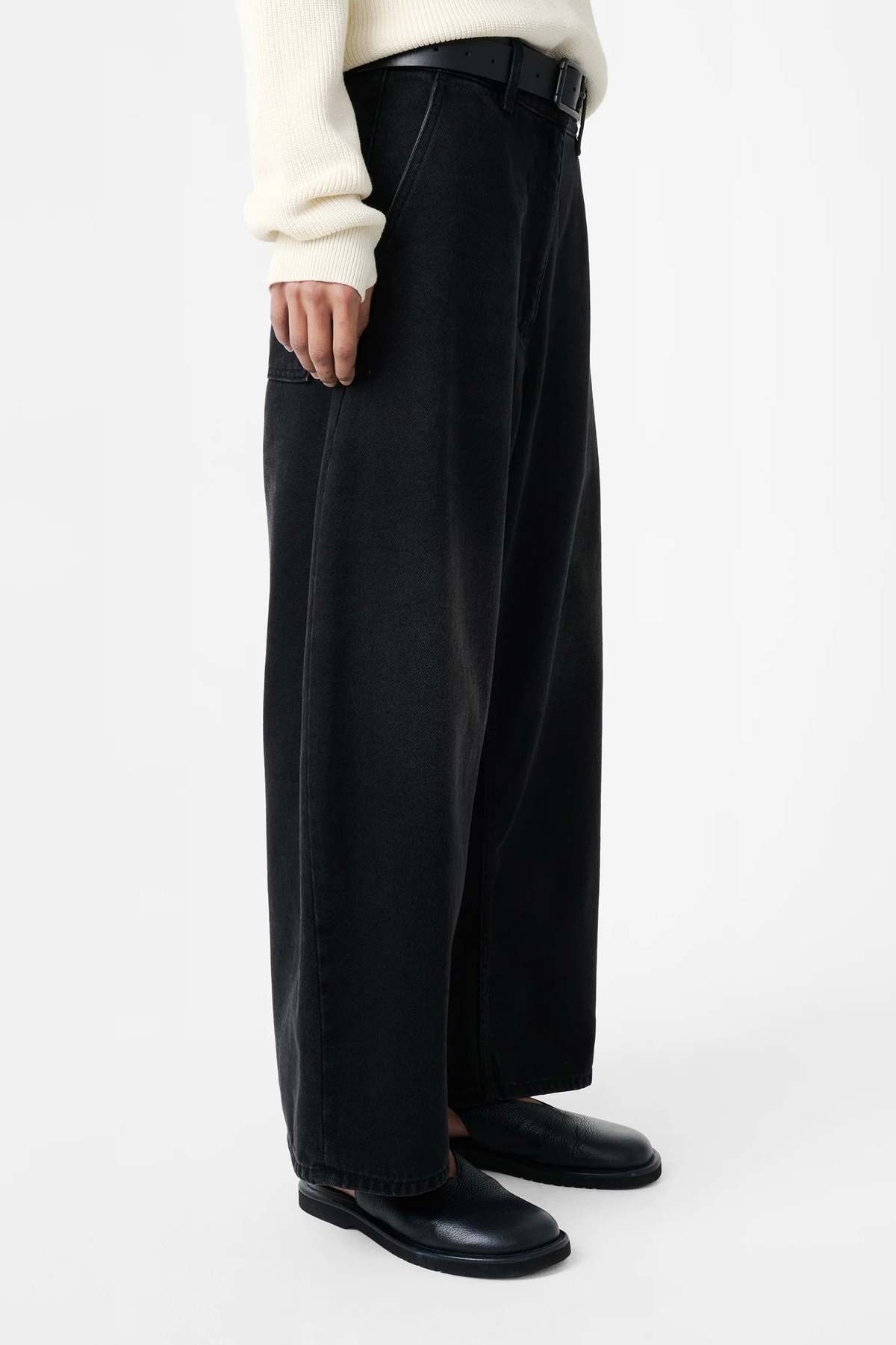 Studio Nicholson Chalco Wide Crop Denim Pant - Image 4 of 6