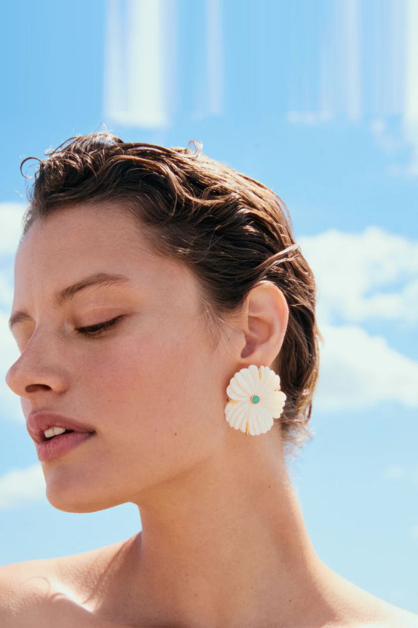 Lizzie Fortunato New Bloom Stud Earrings - Pearl