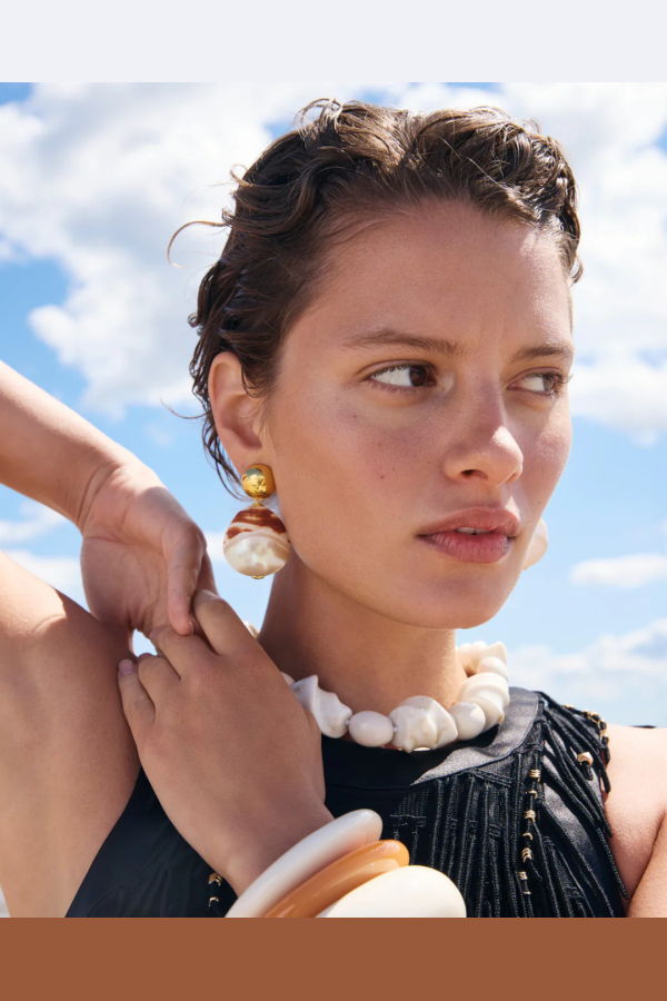 Lizzie Fortunato Rodan Pearl Earrings - Gold