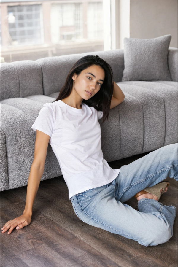 It Is Well L.A. Everyday Crewneck Short Sleeve T-Shirt