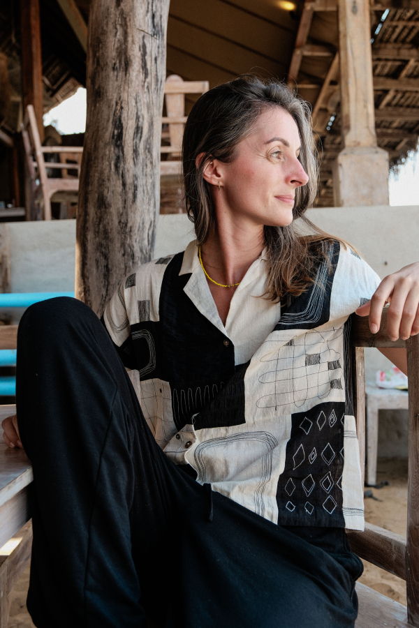 World of Crow Kusum shirt - Black/White