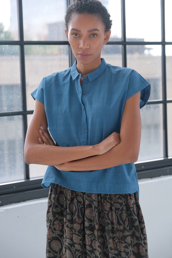 World of Crow Pacific Tide Popover Top