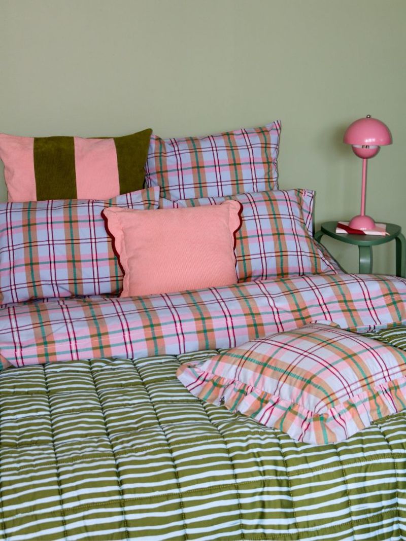 Mosey Me Confetti Plaid Flat Sheet