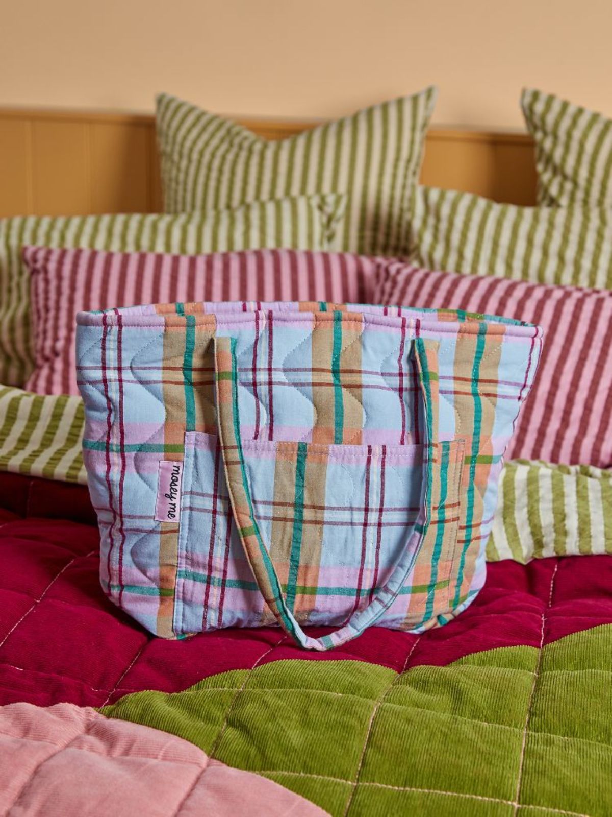 Mosey Me Confetti Plaid Quilted Bag - Image 2 of 8