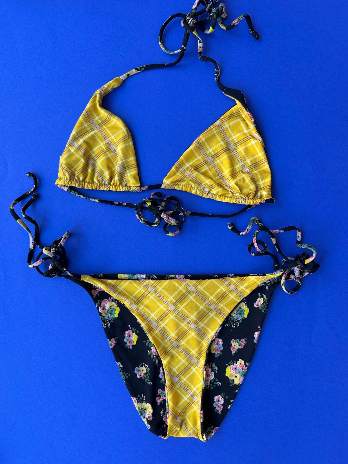Siyu Ruca Reversible Triangle Bikini Top - Goth Honey - Image 4 of 4