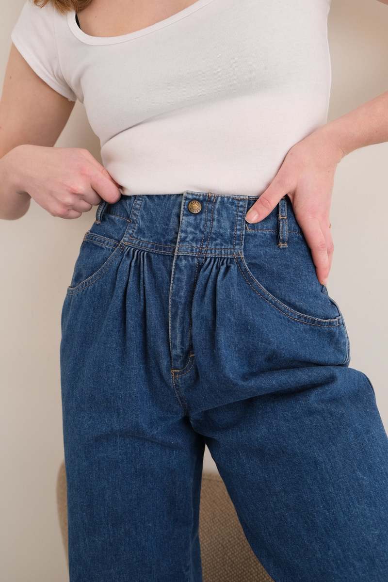 Hermine Vintage 80s Calvin Klein High-Rise Pleated Wide Leg Jeans - Blue