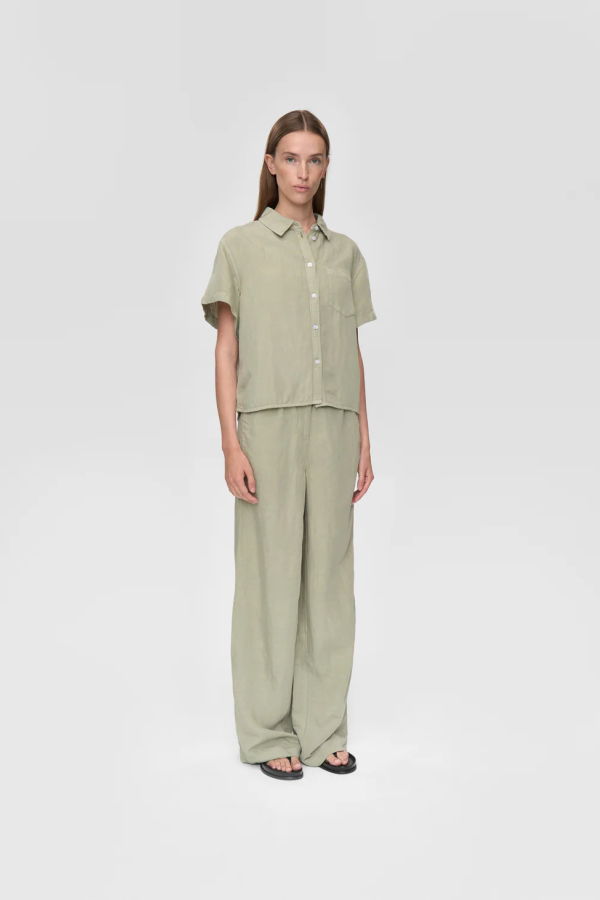 Minimum Sage Short Sleeve Shirt