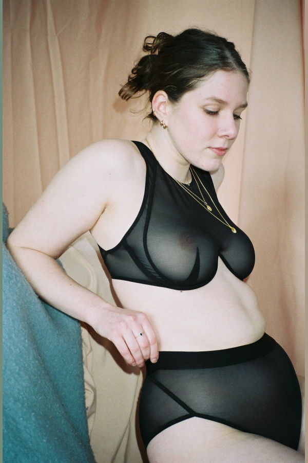 La Fille d'O Futura High Neck Bra - Black