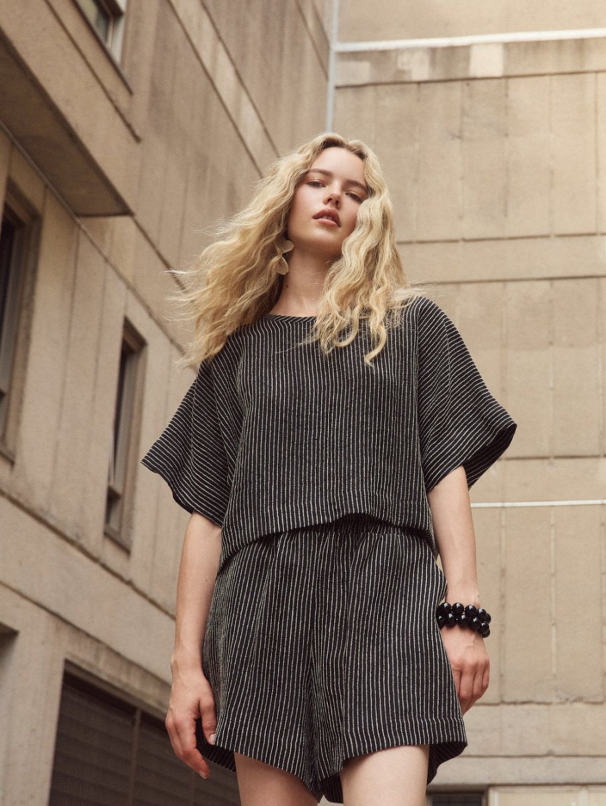 Eve Gravel Steven Top - Ochre - Image 7 of 11