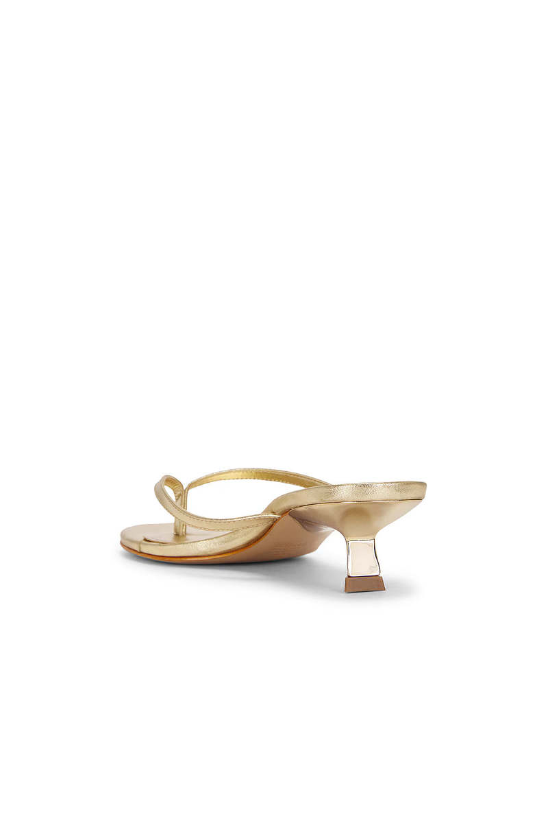 Schutz Carolyn Sandal - Platinum