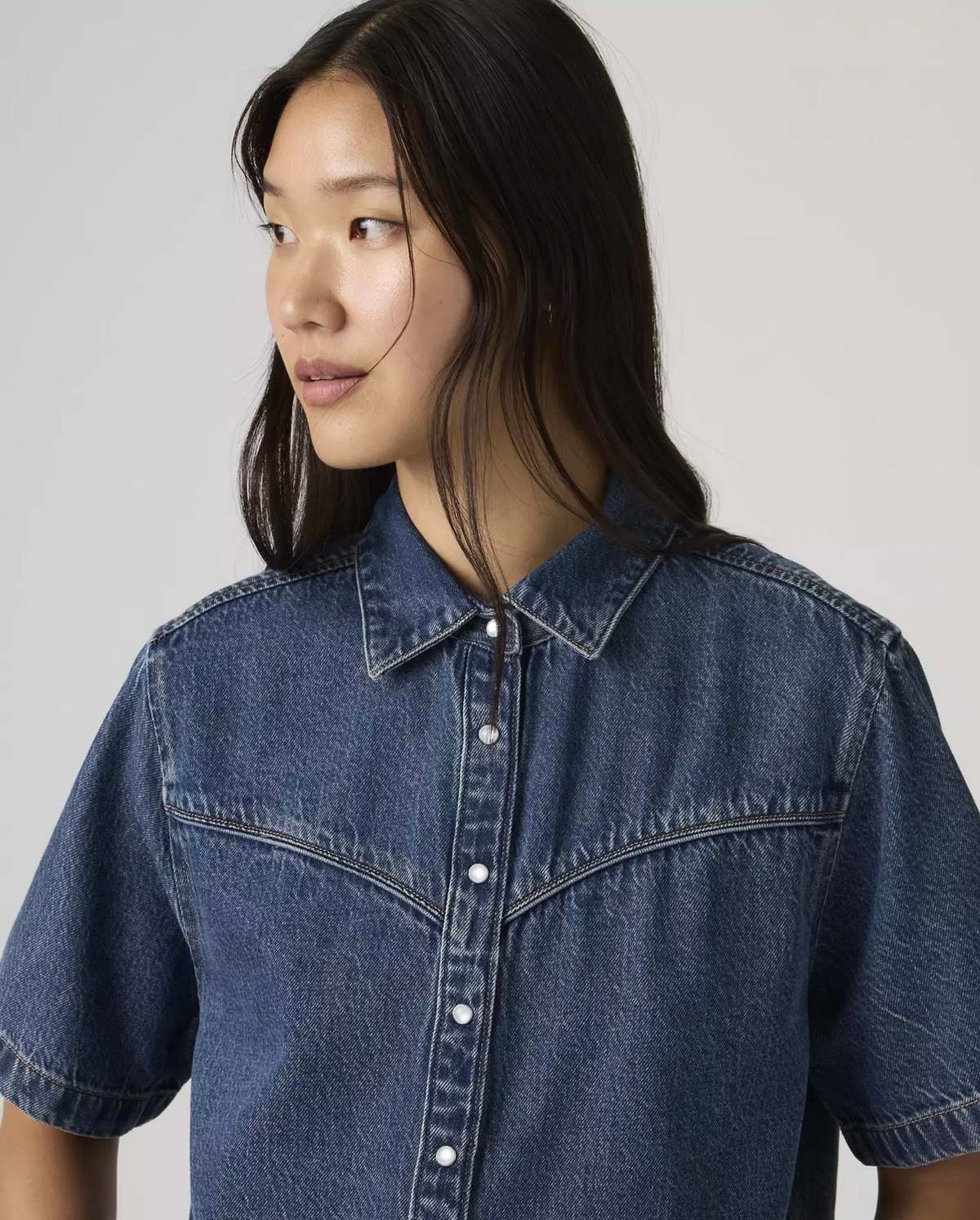 Levi's Logan Denim Shirt - Tinted Times - Image 3 of 5