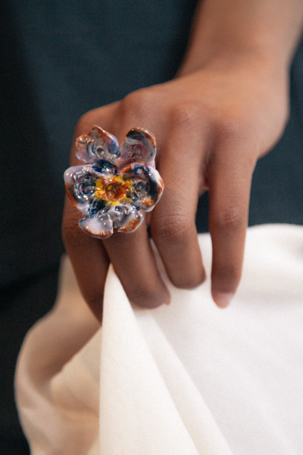 Mathilde Hiron Pansy Nacre Ring