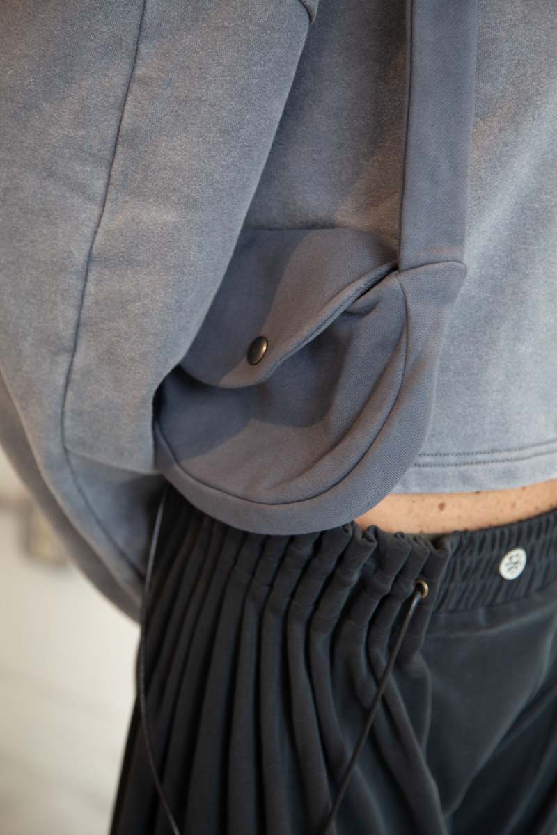 fey fey WORLDWIDE Purse Cropped Hoodie