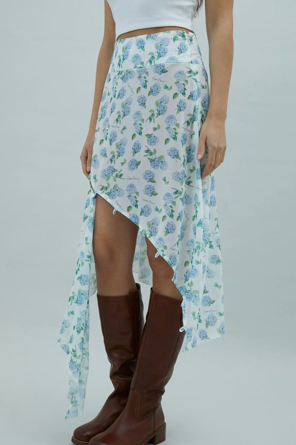 House of Sunny Hydrangea Asymmetric Mesh Skirt - Soft Blue