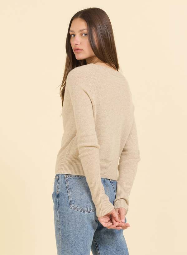 ONE GREY DAY Blakely Cashmere V-Neck Sweater - Oatmeal