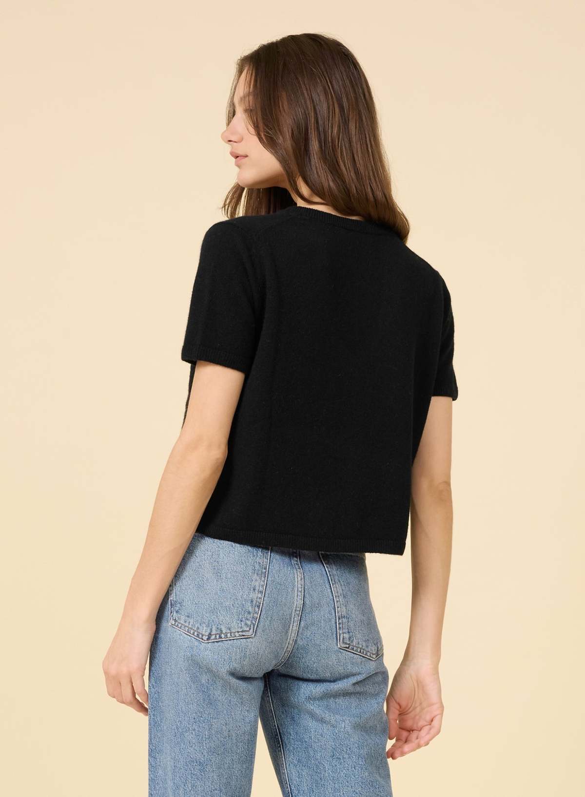 ONE GREY DAY Kadri Cashmere V-Neck Tee - Black - Image 3 of 3