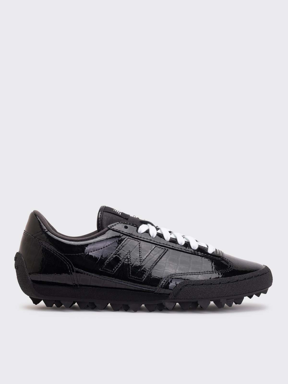 New Balance UGTR2SV Sneaker - Black - Image 1 of 4