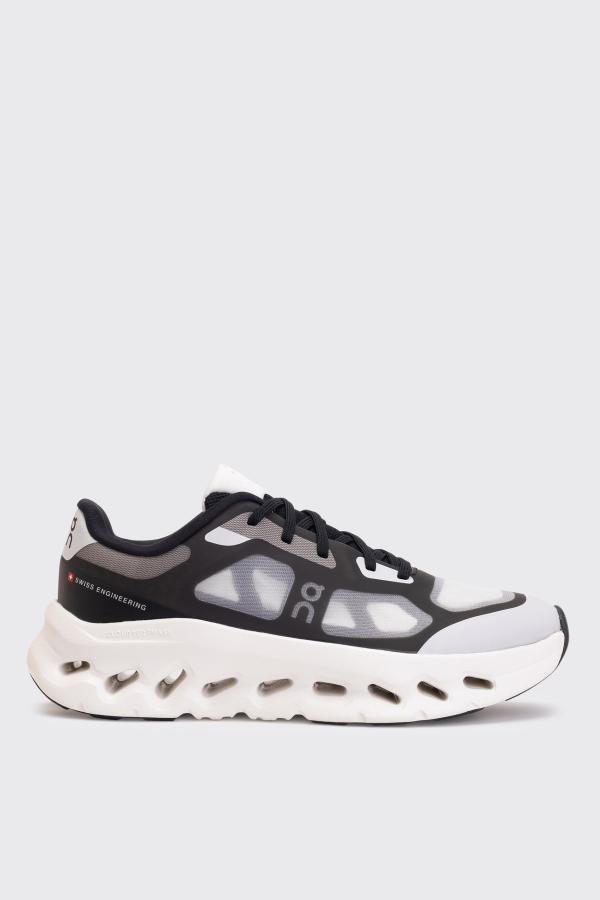 ON Running Cloudtilt Sneakers - Black
