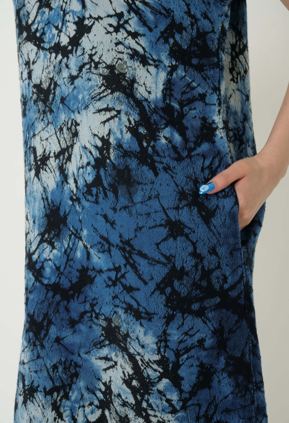 Blue Blue Japan Indigo Glass Jacquard Hand-Dyed Dress - Image 13 of 15