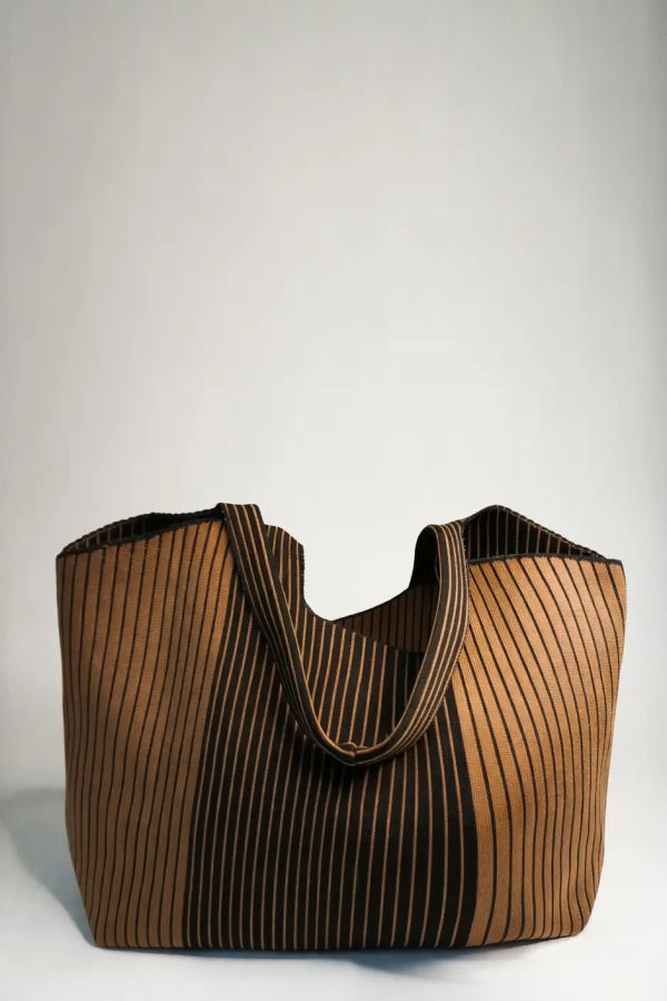 A Bag Concept Everyday Tote Handbag - Brown