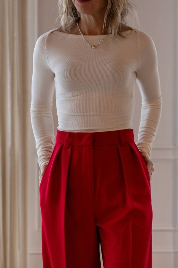 ÉTERNE Long Sleeve Boatneck Top